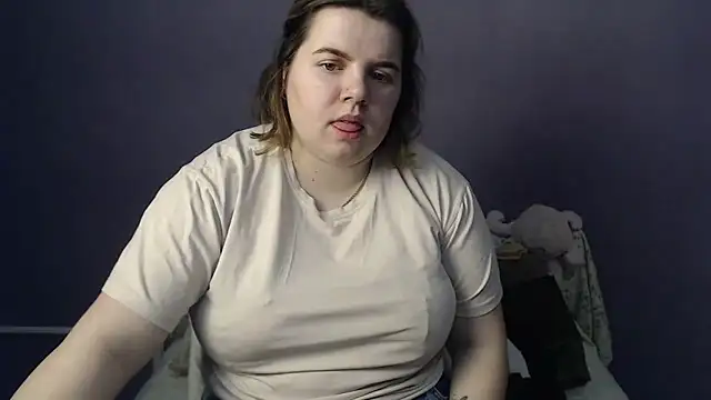 so shy online show from March 7, 7:48 am