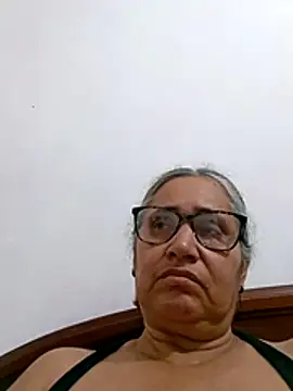  candi online show from April 30, 8:57 pm