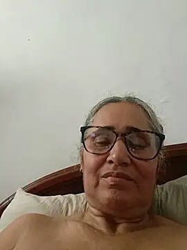  candi online show from May 13, 4:35 pm