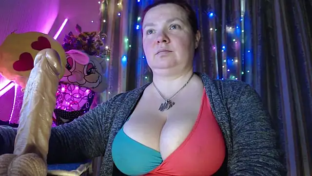 amorelara online show from May 12, 9:17 am