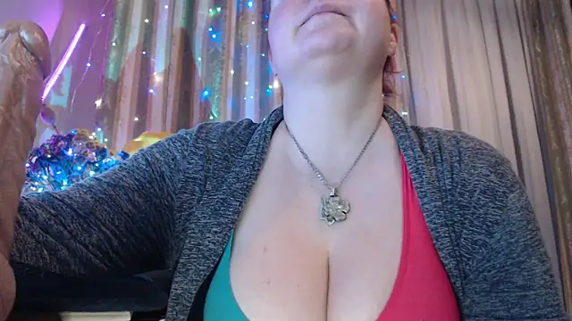 amorelara online show from May 24, 10:25 am