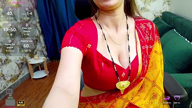 sassysonia online show from July 12, 12:06 pm
