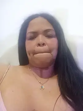 sofiavictoria18  online show from March 18, 1:21 am