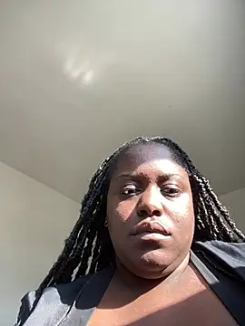 fantasygyal online show from June 29, 9:25 pm