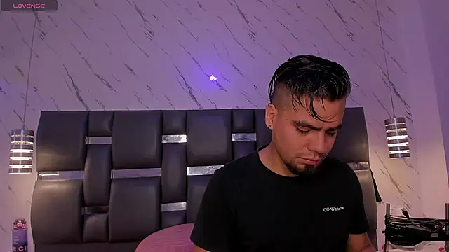 PittAndLunaa online show from April 14, 12:27 pm