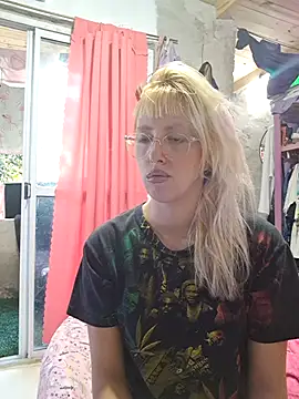 stargril2020 online show from April 18, 8:53 pm