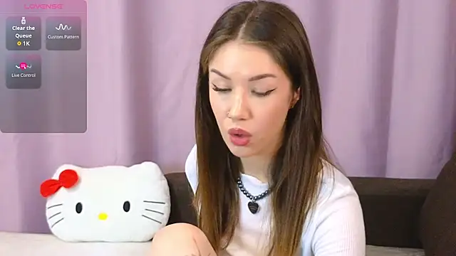 ellie kramer online show from July 5, 8:36 pm