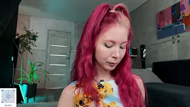 izi-fox online show from June 14, 1:11 pm