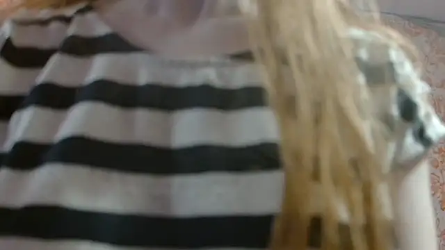 strawberrysmoothie online show from March 30, 10:09 pm