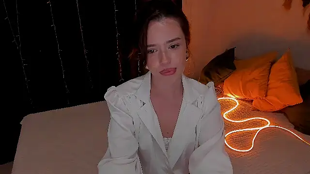 AmeliaBrian online show from October 27, 8:03 pm