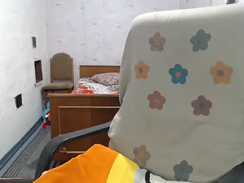 KittyyLaBeauty online show from December 20, 8:07 am