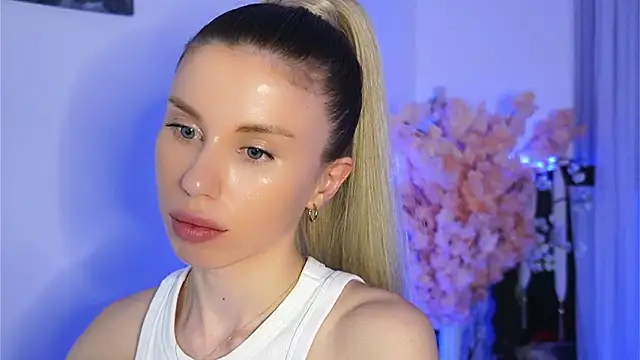 ivyleague  online show from March 27, 6:19 pm