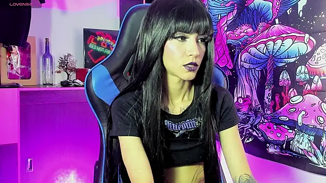 Badxbitch online show from April 4, 9:24 pm