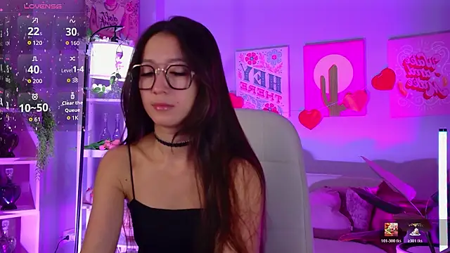 LanaBaker online show from March 18, 2:49 am