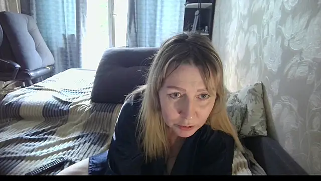 WindChristy online show from August 5, 1:39 pm