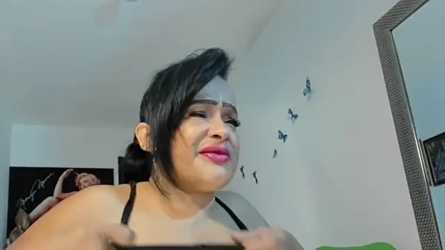 seleneh online show from April 12, 7:38 pm