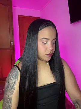 leila 22 online show from March 8, 7:12 am