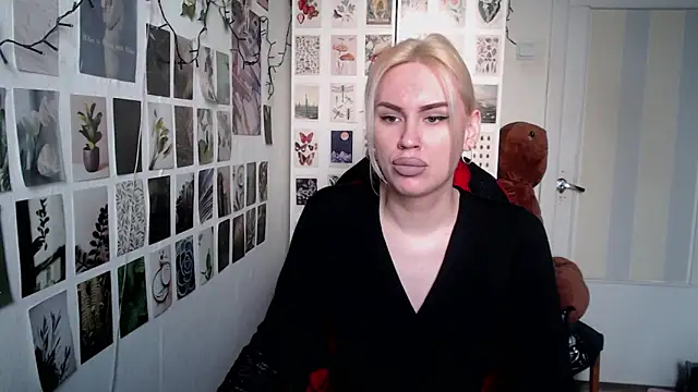 CapriScorpion online show from March 17, 2:43 pm