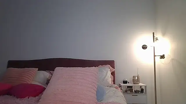 NicoleSarahX online show from May 31, 3:01 am