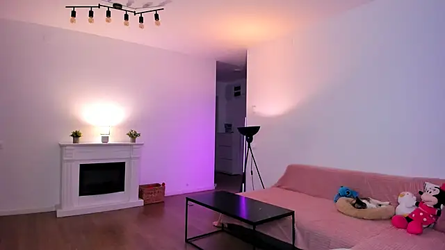 AnysaSmith online show from April 14, 8:31 pm