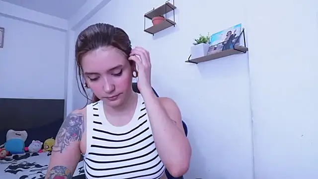 AliciaBasch online show from July 19, 12:02 am
