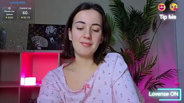 SweetieKendl online show from March 13, 10:44 pm