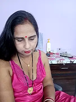 reemacouple007 online show from April 6, 4:46 am