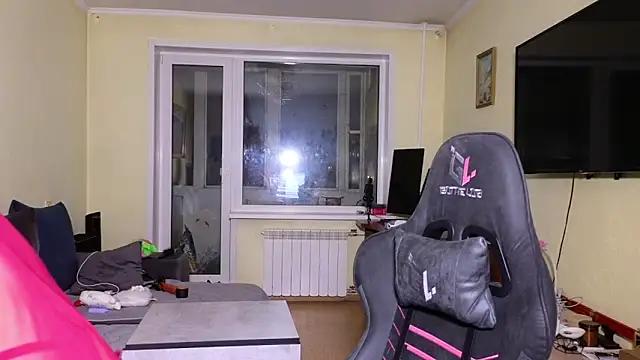 MalvinaBlum online show from March 28, 10:30 pm