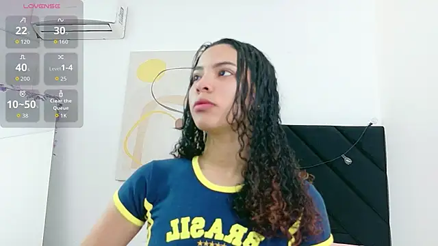 littleebonny online show from June 26, 12:50 pm