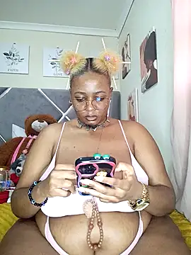 CocoBootyyy online show from October 2, 4:17 am