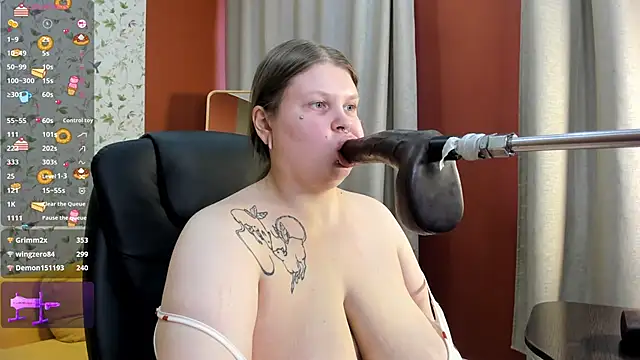 AuroraDemoni online show from March 31, 1:44 pm