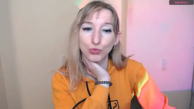 AmandaSell online show from April 2, 6:22 am