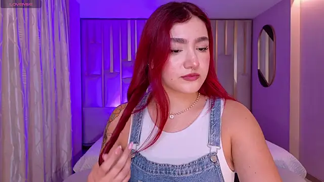 ViolettCastel online show from March 24, 7:41 pm