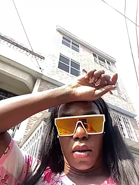 sweetsarabig22cm online show from March 3, 8:26 pm