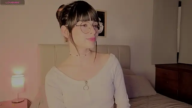 Roxxy mora online show from April 4, 12:53 am