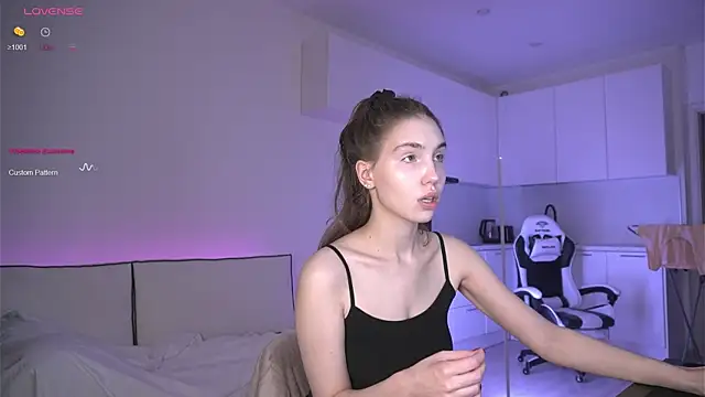 haileyishere online show from June 5, 4:24 pm