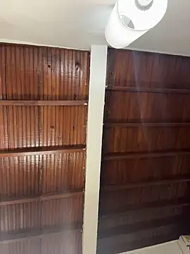 emiss  online show from April 5, 6:51 pm