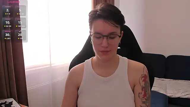 JessieFlower online show from April 4, 7:18 am