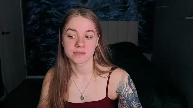 candy maggie online show from April 2, 12:35 pm