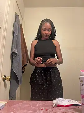 skylarrylee online show from June 25, 3:57 pm