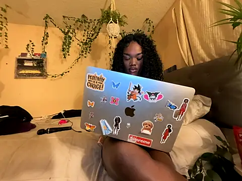 magicalc00ch online show from December 5, 2:11 am