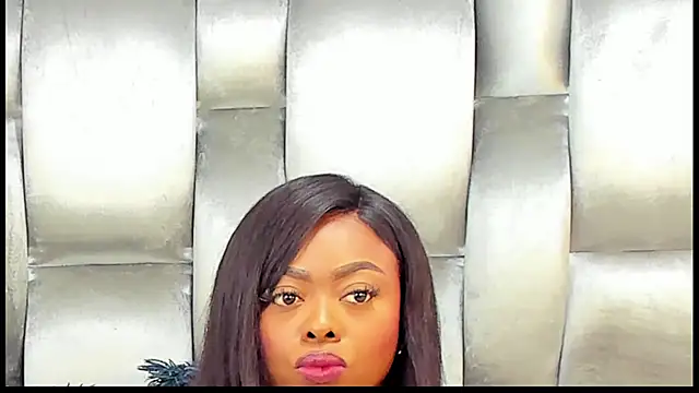 CamilaBenitez online show from May 28, 4:27 pm