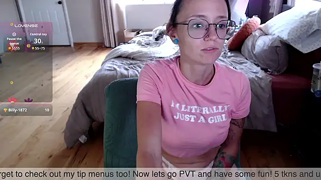 Plantbabeee online show from September 9, 5:57 pm