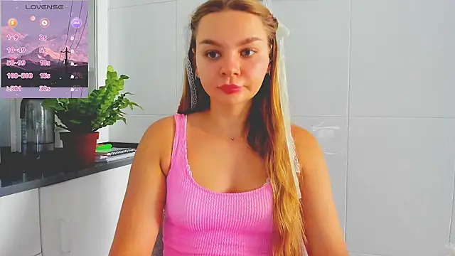 Molly sweetie online show from July 12, 6:36 am