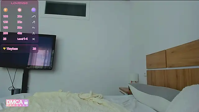 Molly sweetie online show from May 30, 6:44 am