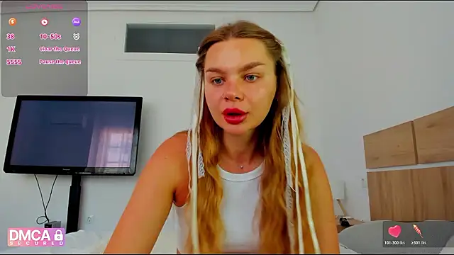 Molly sweetie online show from May 22, 6:33 am