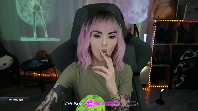 Kerry Kirk online show from November 5, 9:20 pm