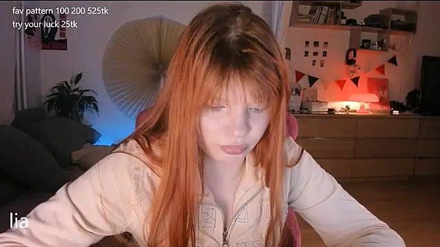 lil lia online show from March 4, 9:43 pm