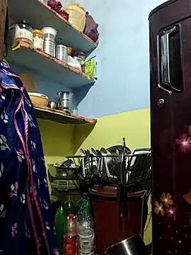 Priyasexcpl online show from June 19, 1:36 pm