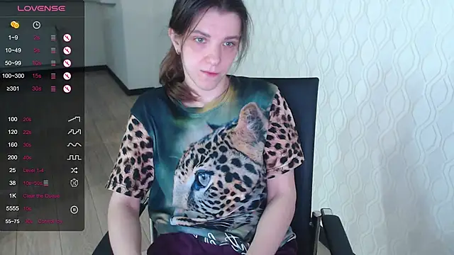 LisaHeart online show from December 21, 6:01 pm